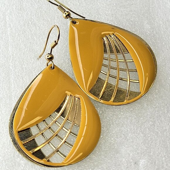 Enamel Yellow Oval Earrings- New with Tags - Picture 1 of 11